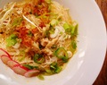 vietnamese chicken noodle soup (pho)