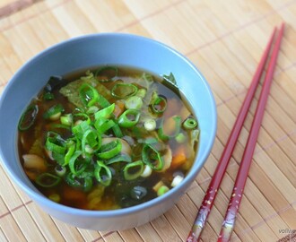 Miso-Suppe “Doitsu-Style” mit selbstgemachten Buchweizennudeln (Soba)