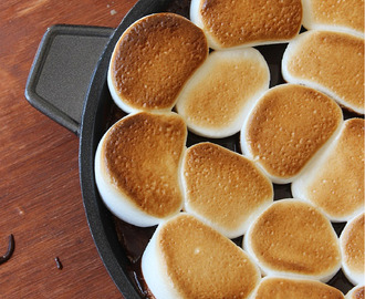 Chocolate Chip Cookie Skillet Smores