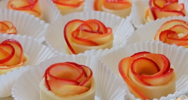 Rose-shaped apple tart, the recipe YOU should try!