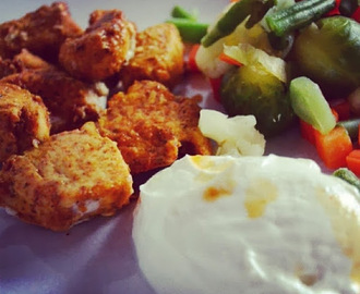 Coś lekkiego: szybki i zdrowy obiad - kurczak, warzywa i grecki jogurt.
