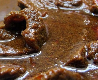 Daging smoor: Indisch gestoofd rundvlees in ketjapsaus