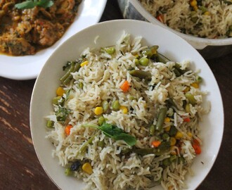 Vegetable Pulav / Pilav / Mixed Vegetable Rice