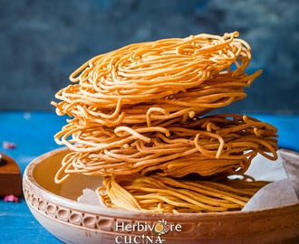 Gujarati Sev | Fried Chickpea Noodles