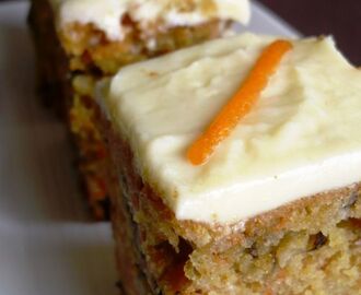 Carrot Cake with Cream Cheese Topping