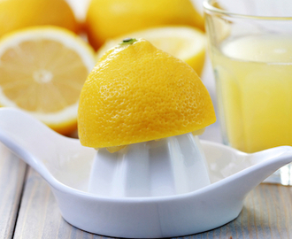 Torta al limone senza uova e latte: ricetta vegan