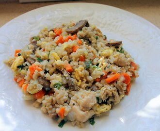 Fried Brown Rice with Chicken and Vegetables