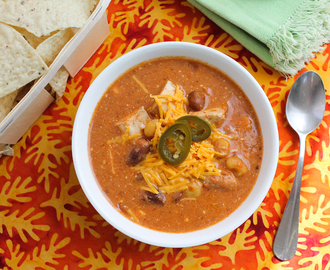 Slow Cooker Cheesy Chicken Enchilada Soup
