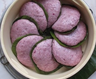 Purple Sweet Potato Hakka Steamed Bun @ Hee Ban
