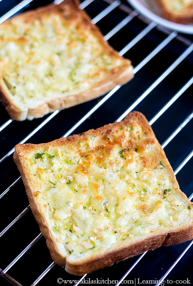Garlic Bread Recipe | Bread Toast Recipes