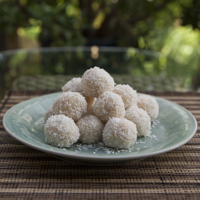 Cooking From Boxes? Nariyal Ladoo, A Fast, Easy, Sweet and Gluten Free Answer.