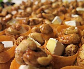 Hunajacashewpähkinöitä ja juustoa, täydellistä!