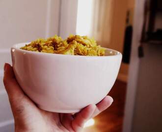 Arroz al curry con pollo y coco: mi novio de Bollywood