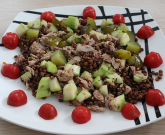 Snelle linzen salade met courgette en tonijn