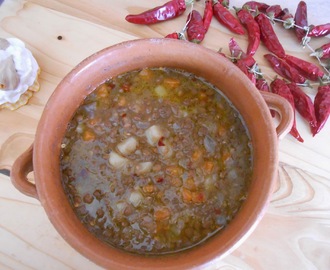 Zuppa di lenticchia con patate e zucca