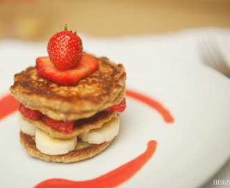 Vegane Pancakes mit Erdbeeren {Breakfast Lovers #3}