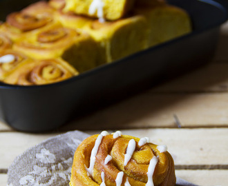 Pumpkin cinnamon rolls ovvero panini svedesi alla zucca e cannella