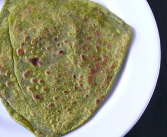 spinach chapati recipe /palak paratha /palak roti