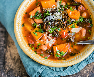 Slow Cooker Squash, Bean and Kale Stew and a Crockpot Giveaway