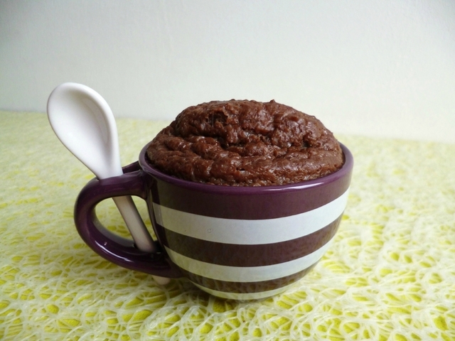 mug cake hyperprotéiné chocolat cacahuète et psyllium (diététique, végétarien, allégé, sans sucre et très riche en fibres)
