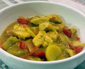 Pollo al curry e verdure
