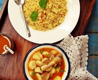 Arbi-Gosht ka Khatta Salan/Taro Root and Mutton in Tamarind Gravy