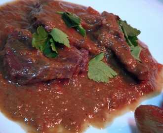 Carrilleras de ternera en salsa – Carrilleras de ternera en salsa de verduras – Guanciale di vitello con salsa di verdure