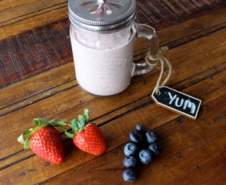 High Protein Berry Smoothie
