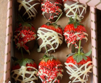 Gluten Free & Vegan Chocolate Strawberries for Valentine's Day