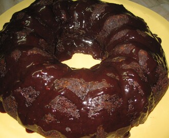 Eggless chocolate sponge cake using mawa