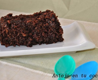 Plum cake de calabacín y doble chocolate