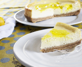 Limoncello and lemon curd baked cheesecake