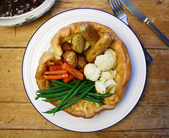 yorkshire pudding dinner plate