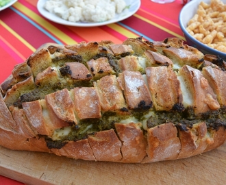 pain apéritif italien ou garlic bread au pesto