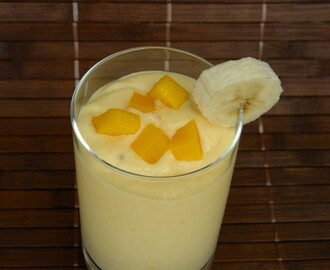 Mango Banana Yogurt Smoothie