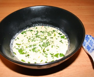 Kokosmilch Suppe mit Garnelen