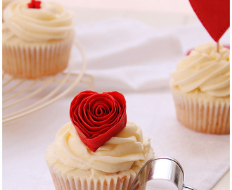 Cupcakes de fresas y chocolate blanco (Love is in the air)