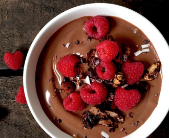Chocolate Lovers Smoothie Bowl