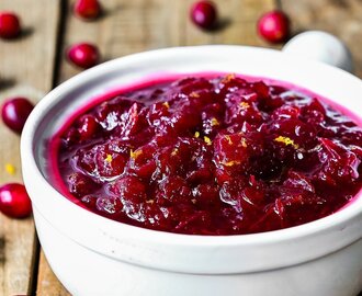 Easy Instant Pot Cranberry Sauce