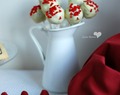 Bizcobolas o Cake Pops de San Valentín