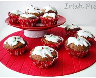 Christmas Pud Cupcakes / Weihnachts Pudding Cupcakes