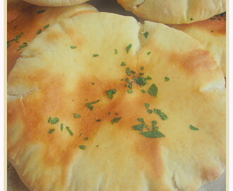 Les pitas, pain pita libanais facile