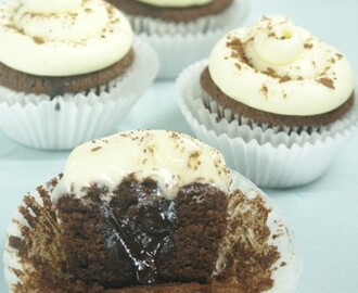 Hot Chocolate Cupcakes with Marshmallow Frosting filled with Chocolate Ganache