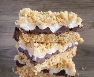 S'mores Crumble Bars