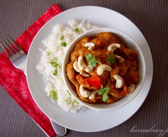Kurczak w kremowym sosie z orzechami nerkowca w stylu indyjskim/Creamy indian cashew chicken