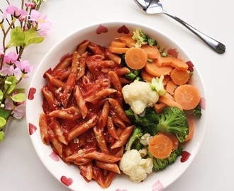 Vegetable Pasta with a Simple Tomato Sauce