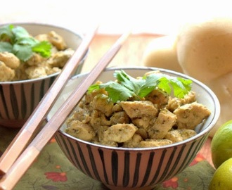 Pollo al curry verde e latte di cocco con mantou