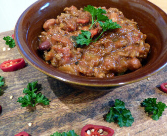 I’m back! With a recipe for best ever chilli con carne.