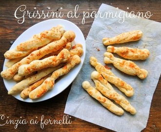 Grissini al parmigiano