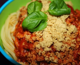 mittagessen: vegane spaghetti bolognese :)